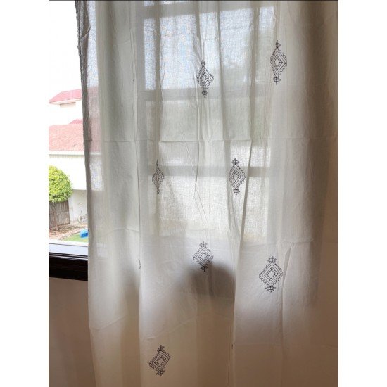 Embroidered Diamond Motif Curtain