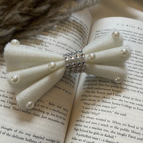 White Pearl Net Hair Clip