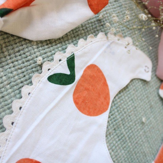 Peach Printed bib