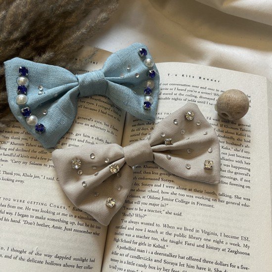 Blue Bijoy Hair Clip 