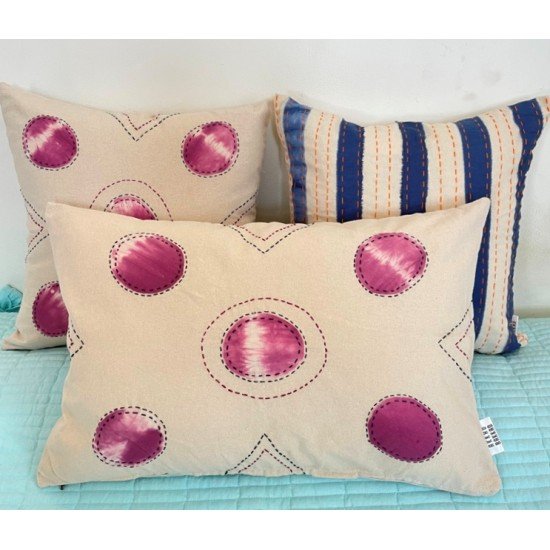 Circle Katha Tie n Dye Rectangle Cushion