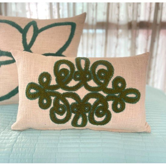 Retro Rectangle Embroidered Cushion 