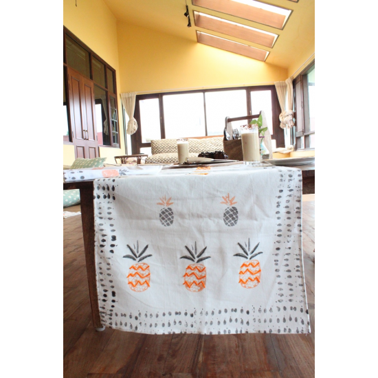 Pineapple Table Runner