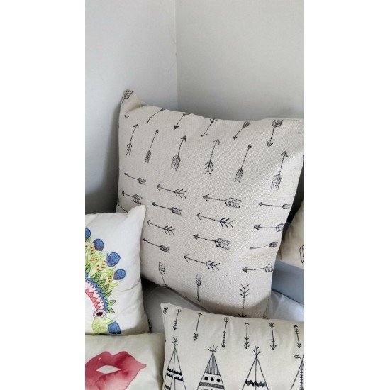 Arrow block Cushion