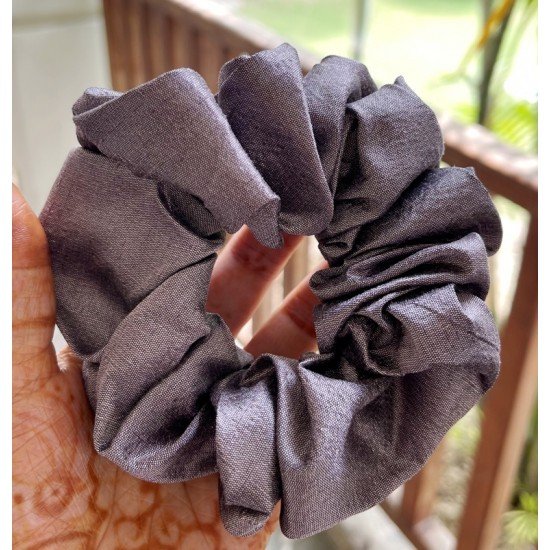 Mauve Scrunchie 